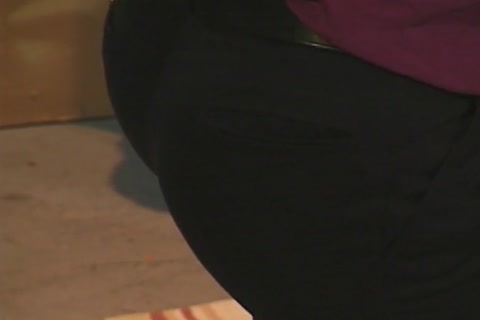 Collin Jennings bonks Bruce Hill In A Dressing Room