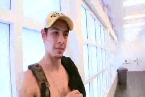 Kurt Wilde receives nailed again