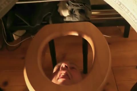 Part two Of 2nd Session With Kinkbrat, ass nailing beneath His Rimseat, Getting urinated On And Him Shooting his ejaculate In My mouth For Me To gulp

Great ass To Eat :-P

If you Like, Pls Rate/comment And Add To Your Fav's

Thx !