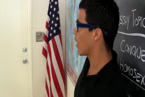 Young gay finds pleasure in raw fucking