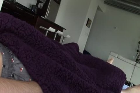 Seducing The Roommate
