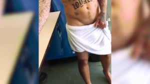 males In Public 32 - Laundromat - ass Scene