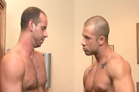 Girth Brooks & rod Daily - guys Hard At Work