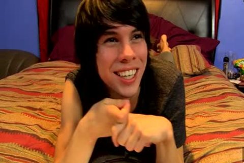 Kyler Moss wank Show