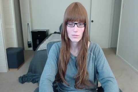 Crossdressers nail deep