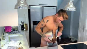 FalconStudios.com - Solo supermodel Josh Moore masturbation