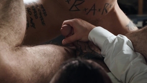 Men.com - Athletic american helps with hard slamming