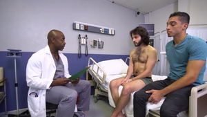 DoctorTapes: Aaron Trainer with Dante Drackis butt fucked