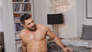 Sean Cody - Muscle Levi kissing