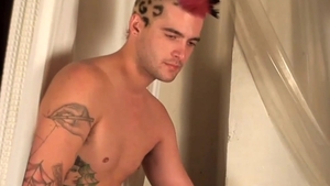 AlternaDudes - Tattooed punk need ramming hard