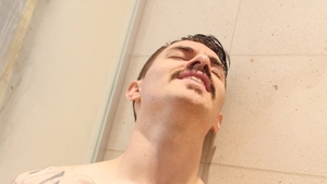 GayRoom - Raw sex with Zak Bishop next to Vincent James