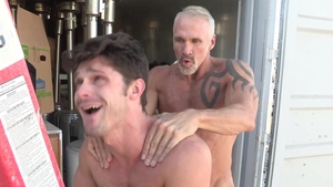 Manalized - Gay Dallas Steele enjoys plowing hard