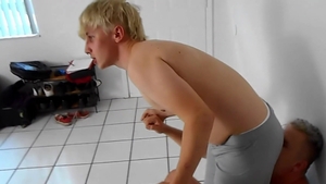 ManPuppy.com - College student facesitting scene