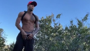 Public jack off! – Solo