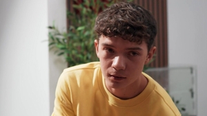 Men: Serving Up Hot Twinks All Night Long