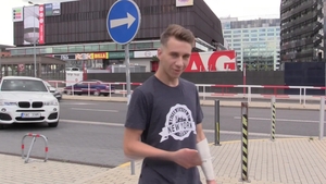 Czech Hunter: Hustling His Injuries for Profit