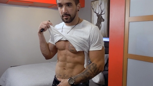 maskurbate: A New Perspective on Zack Lemec's Cam Show