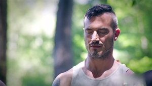 Disruptive Films: Naked in Nature: Heath's Raw Escape