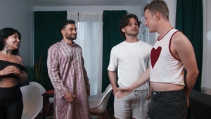Men: Sneaky Blowjob While Twink Prepares To Serve